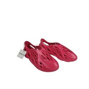 Charlotte Russe Foam Runners Fuchsia Size 11